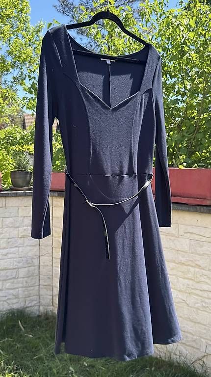 Vestiti: Dunkelblaues Kleid ABOUT YOU Gr. 40 – Usato da Reinach BL venduto da Enodel