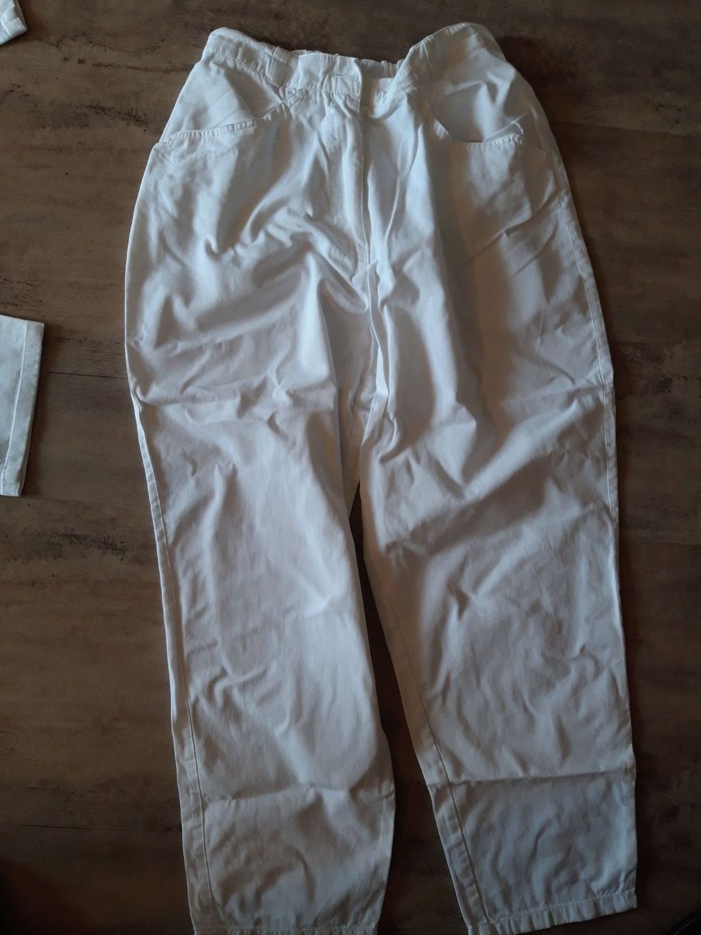 Pantaloni: Schöne Hose, Gr. 22 – Usato da Escholzmatt venduto da Stern777 2