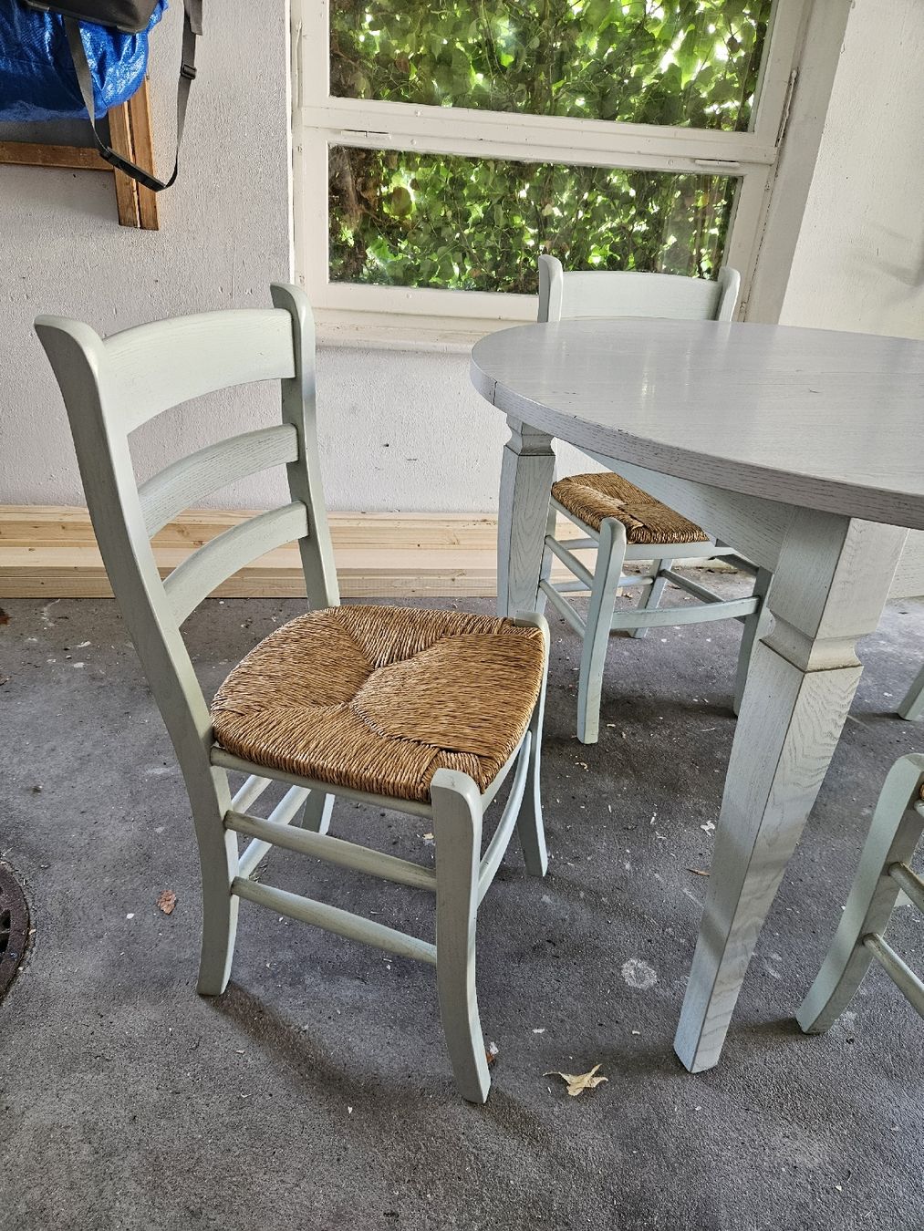 Set di tavolo e panche: Tisch ink. Stühle – Usato da Vaduz venduto da cge_7ypn 2