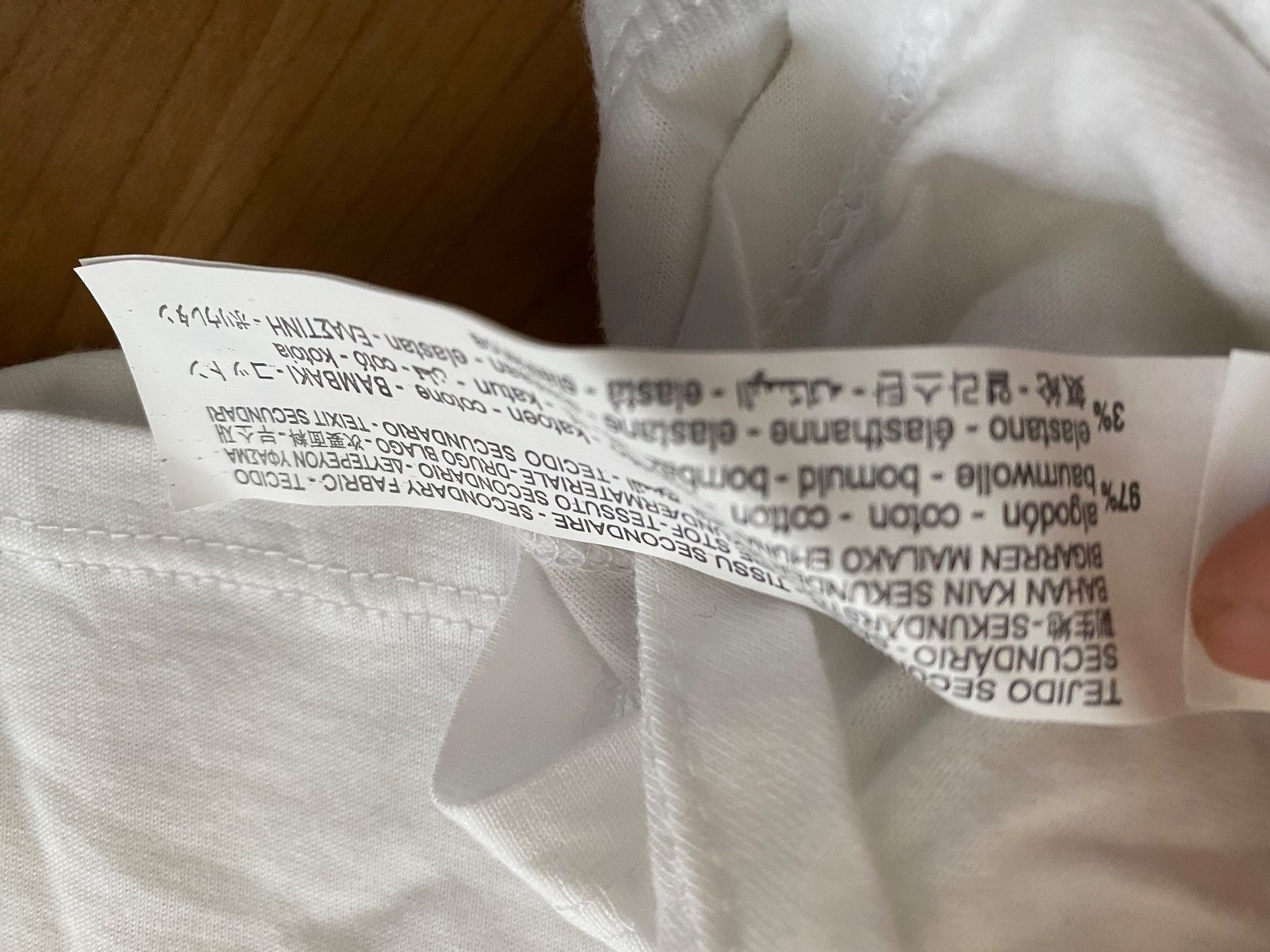 Zara T-shirt: Zara Croptop Grösse M – Usato da Gossau SG venduto da MRS13 3
