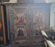 Doppelter Schrank Kleiderschrank bemalt 1948