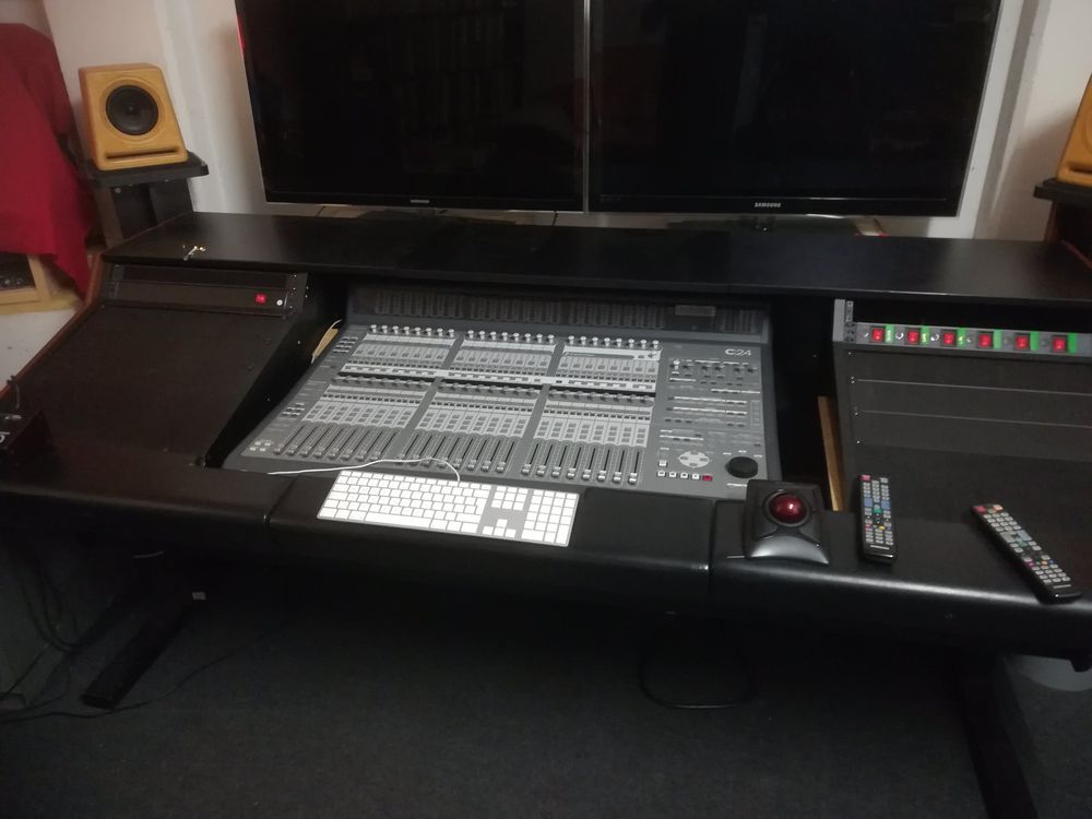 Argosy Desk for Avid C24 Acheter sur Ricardo