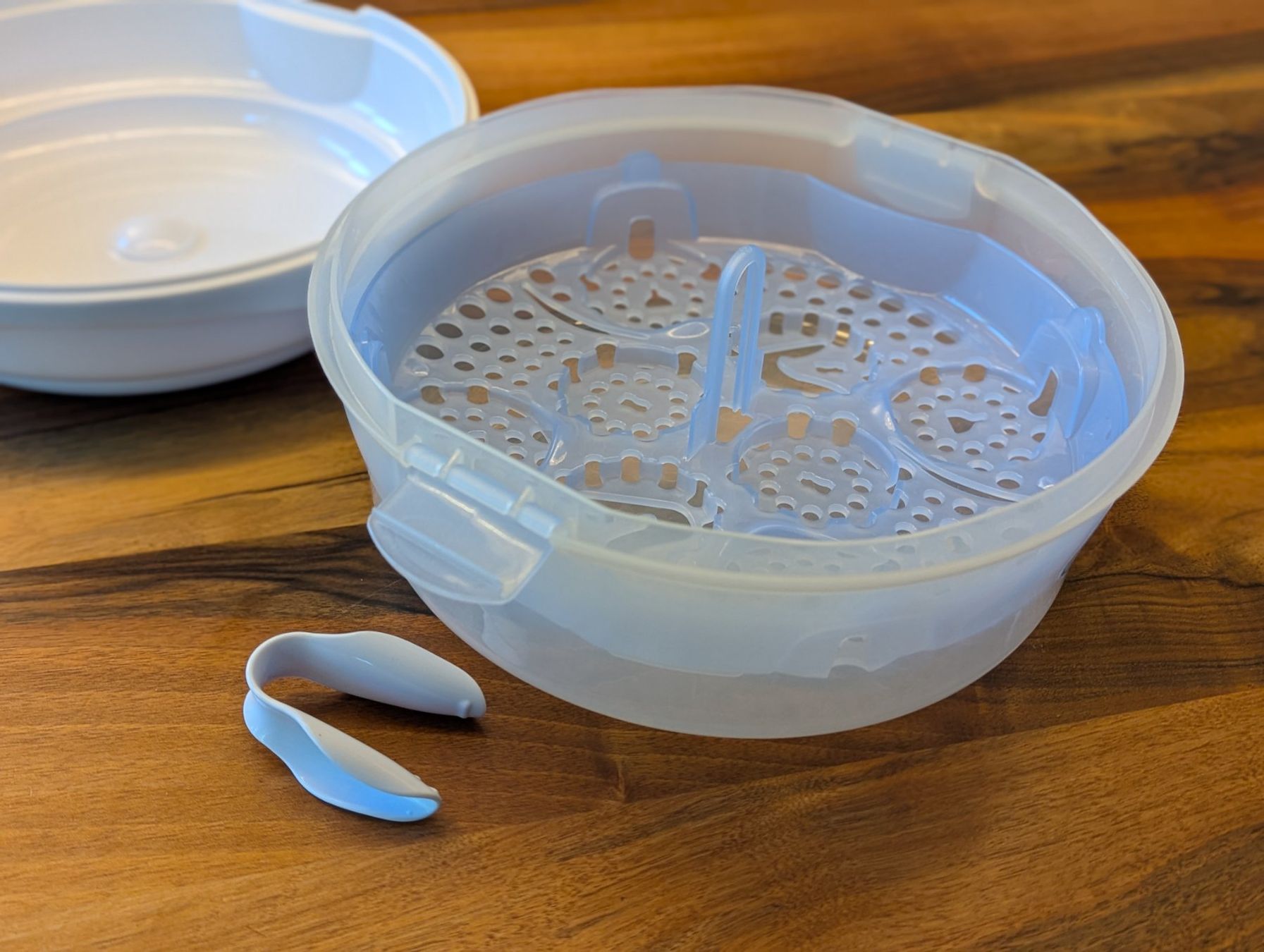 Philips Pasti del neonato: Philips Avent Mikrowellen-Dampfsterilisator – Usato da Bern venduto da bababux 1