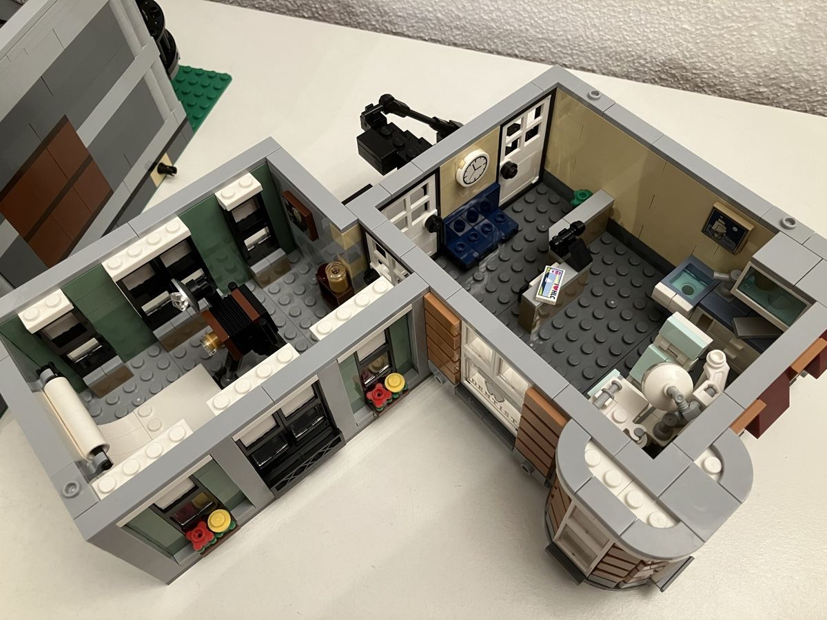 Lego Kit di costruzioni: Lego Creator Expert Assembly Square 10255 + Lichtset 💡 – Usato da Willisau venduto da BettyBond 7