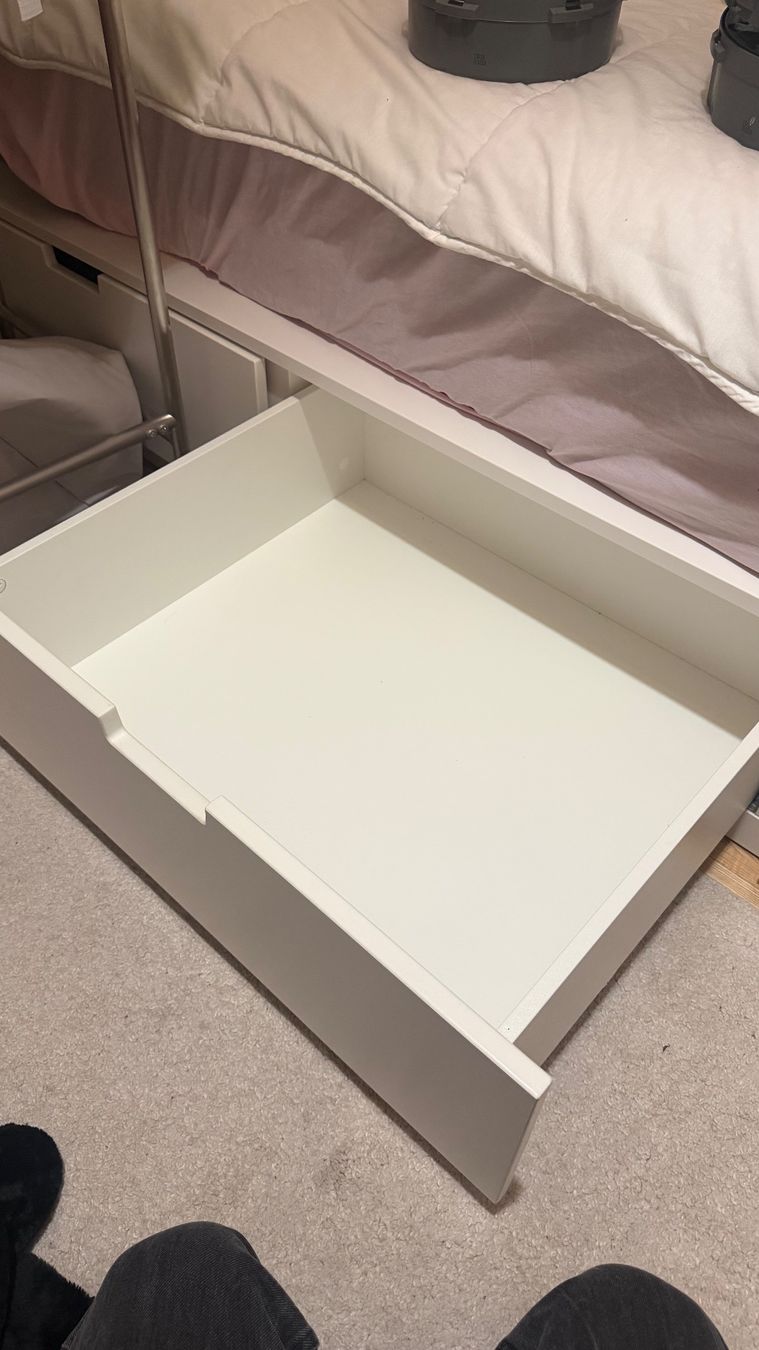 Ikea Letti: Ikea bed - 6 drawers – Usato da St. Gallen venduto da joa_n8yj 1