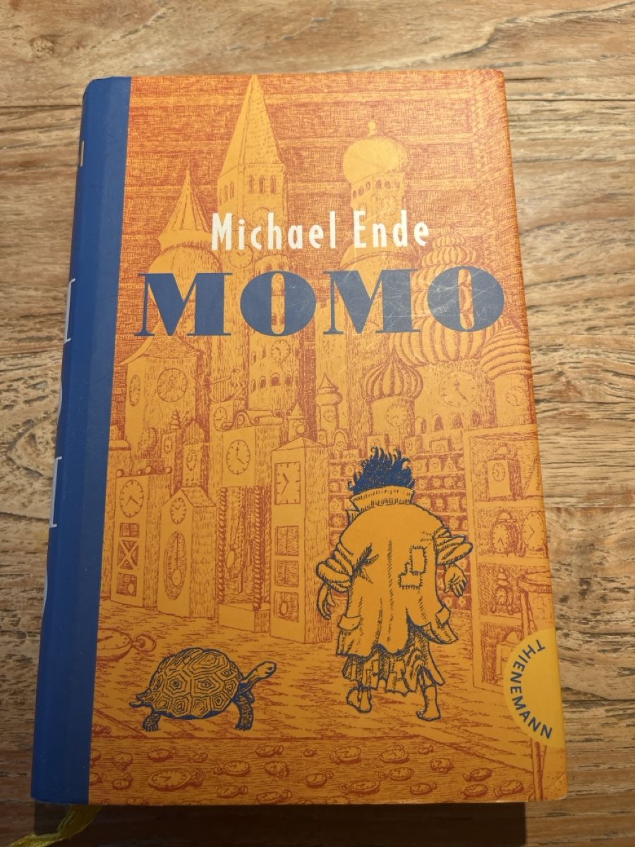 Libri: Momo – Usato da Gockhausen venduto da sel_rt7b