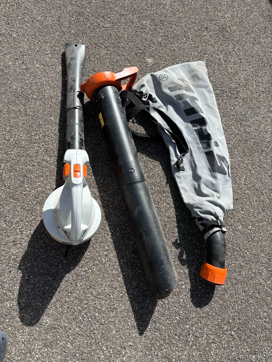 Stihl Soffiatori & Aspiratori per foglie: Stihl SHE 71 Elektro Laubsauger/-bläser – Usato da Reinach BL venduto da mwfly 1