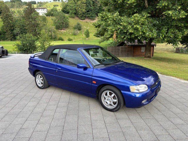 Ford Automobili: Sehr gepflegt Ford XR3i – Usato da Ursenbach venduto da Driver88 5