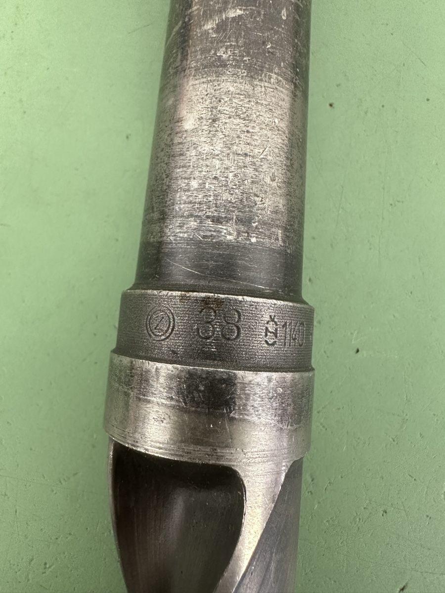 Tutti gli attrezzi: Bohrer, drill bit, Ø37.8 mm MK4 – Usato da Aarberg venduto da SNMachines 1