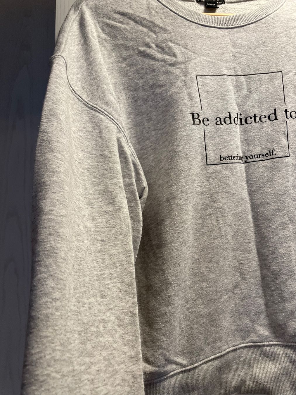 H&M Chemisiers: Damen Sweatshirt M – D'occasion à Tägerwilen par makcode09 2
