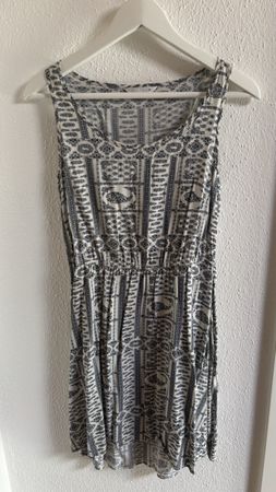 Sommerkleid mit schönem Muster
