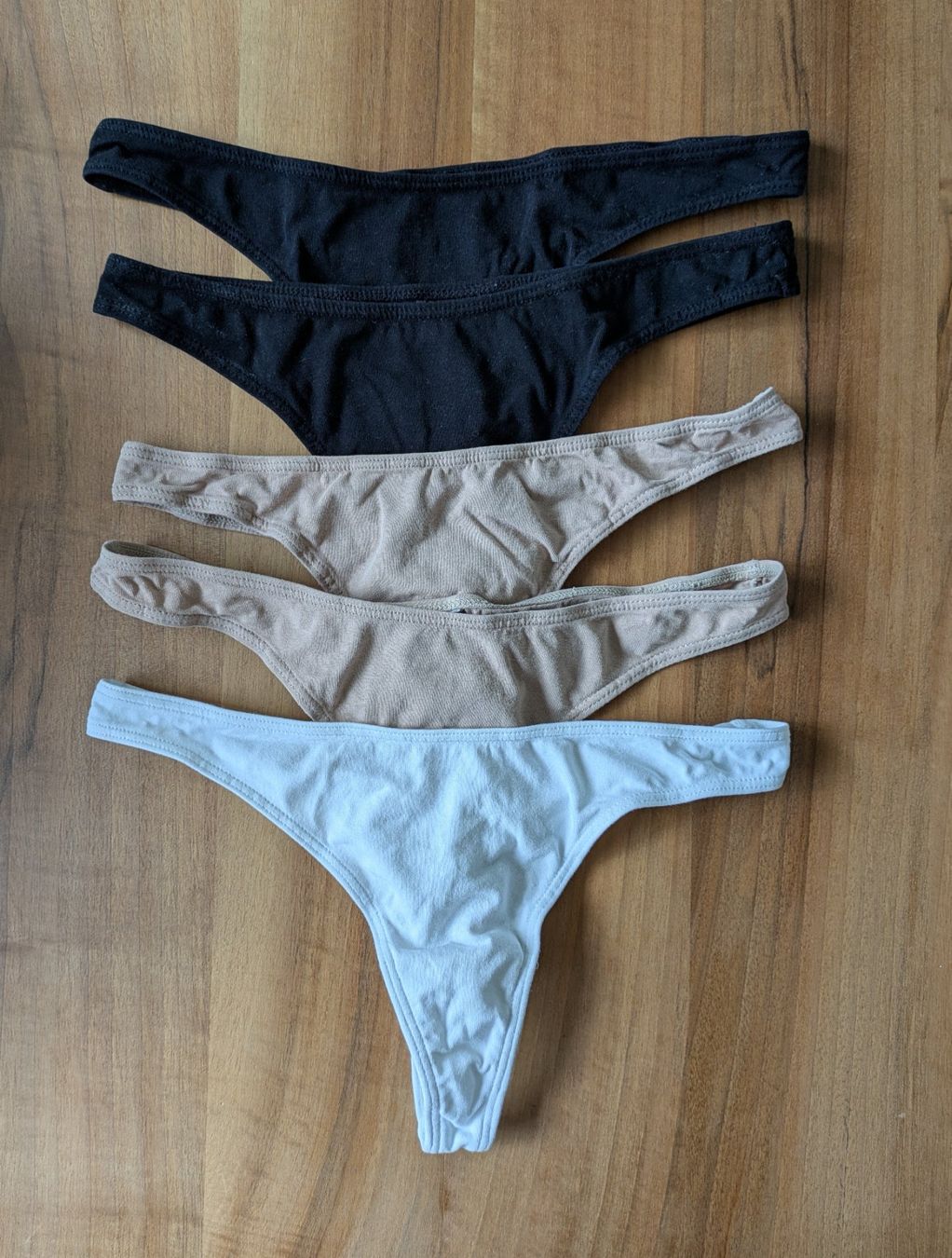 H&M Autres dessous: 5 Strings "H&M" Gr. S – D'occasion à Bonstetten par Scoutinggirl