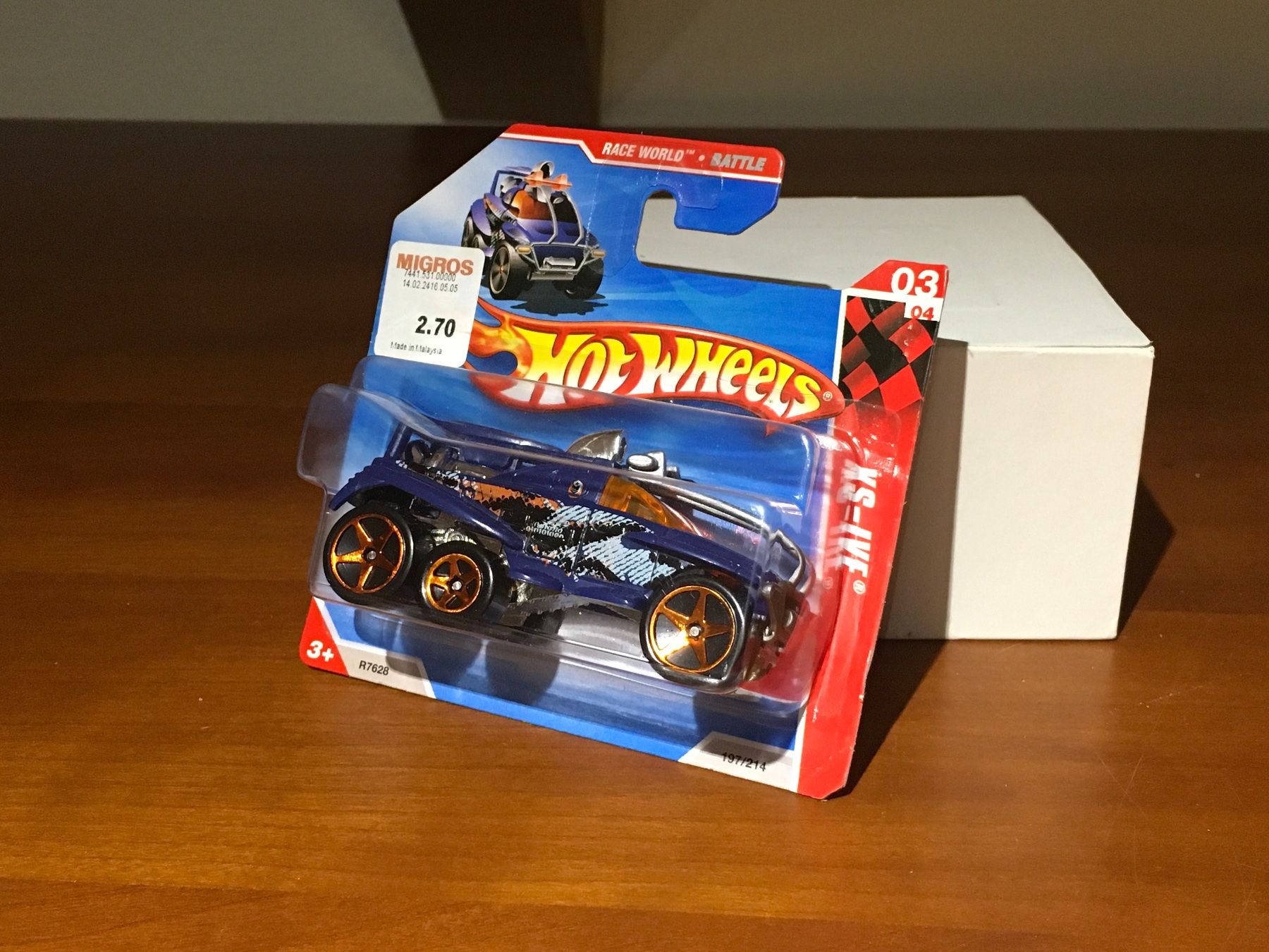 Hot Wheels XS-IVE, Race World Battle '10 3/4 [Blu] 199/240 - Modellino Pressofuso Scala 1:64, Prodotto In Malesia, Collezione