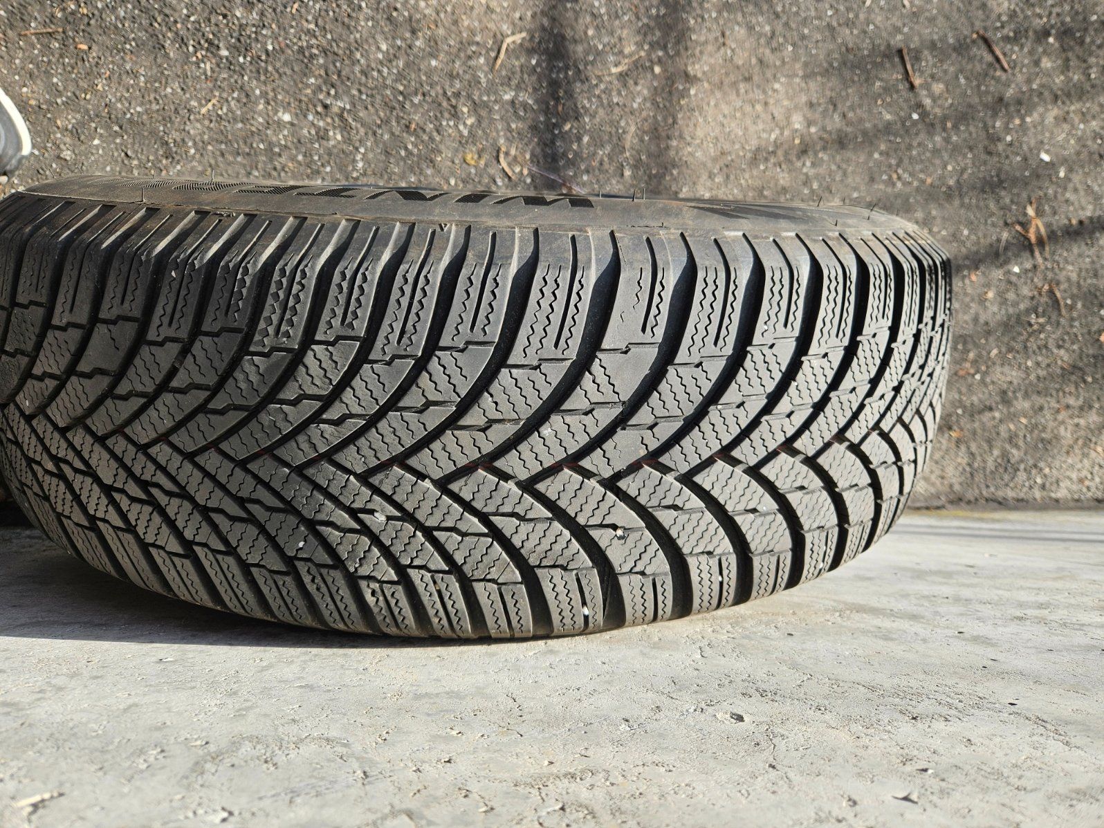 Bridgestone Pneumatici & Ruote complete: Winter Kompletträder – Usato da Gasel venduto da Boschi90 1