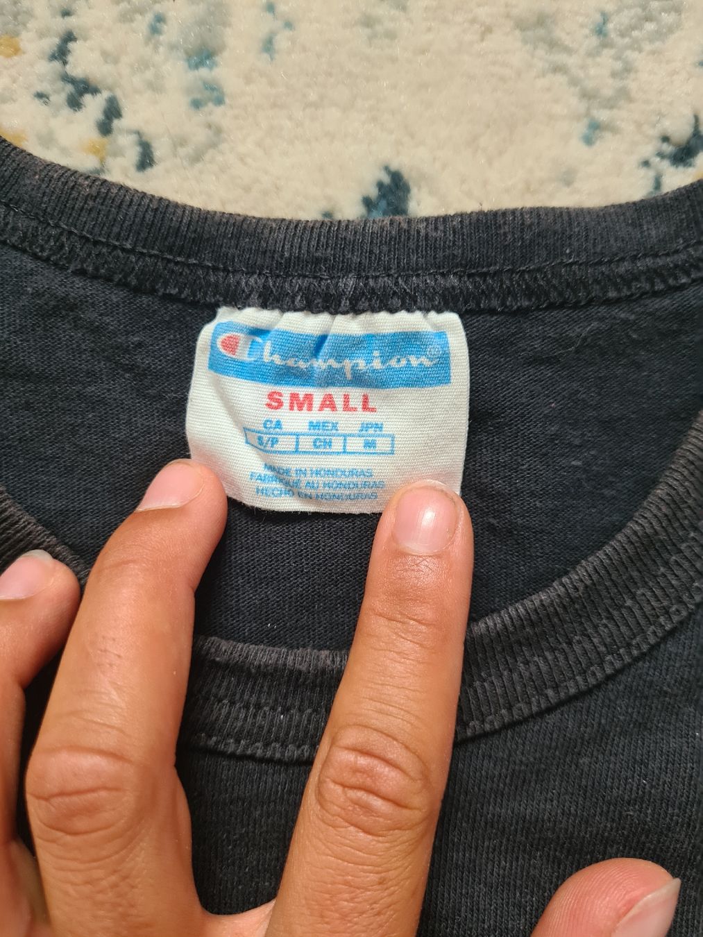 Champion T-Shirts: T-shirt Champion  – Neu (gemäss Beschreibung) aus Penthaz von flo_6cvf 1