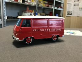 Oldtimer Feuerwehr Modellauto - Rarität für Sammler! 1:43