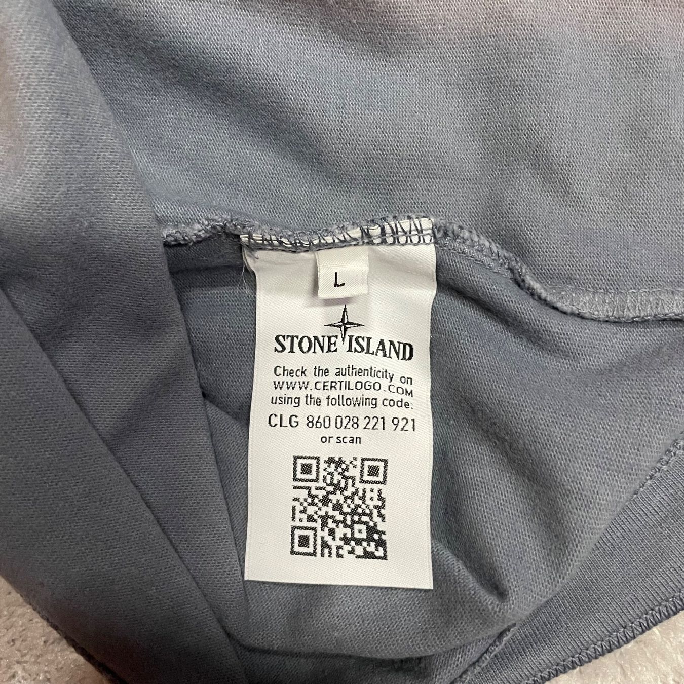 Stone Island Maglioni & Felpe: Stone Island Pullover Grau L Sweatshirt Logo Patch – Usato da Bubikon venduto da SwissSecondLife 7