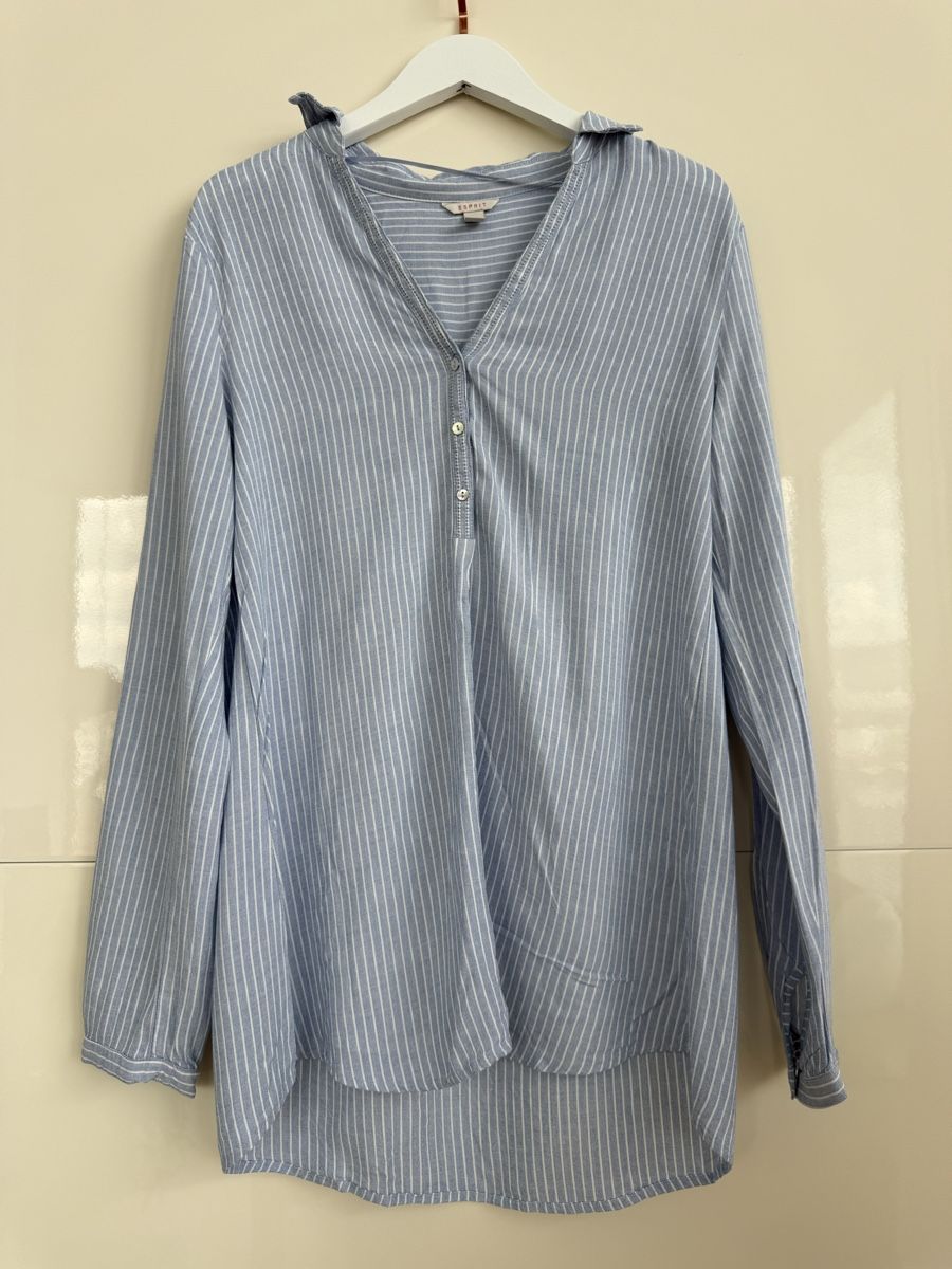 Esprit Camicette: Esprit Bluse, hellblau gestreift, Top Zustand! – Usato da Dietikon venduto da huscheli85 1