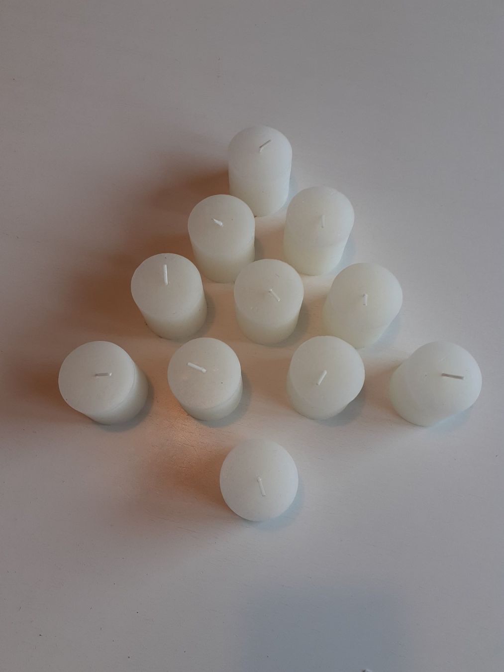 Candele: 11 petites bougies blanches – Nuovo (secondo la descrizione) da Corseaux venduto da MelodyRL 1