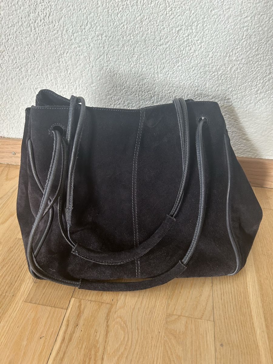 Mjus Borse da donna: Dunkelblaue Wildledertasche von Mjus – Usato da Aarberg venduto da lep_qc92 1