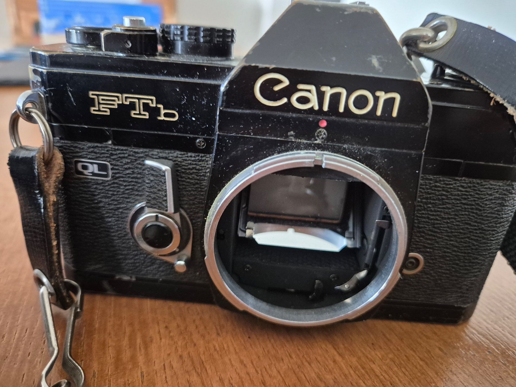 Canon Appareil photo: Canon FTb QL Spiegelreflex Kamera Analog – D'occasion à Bremgarten AG par Beever 1
