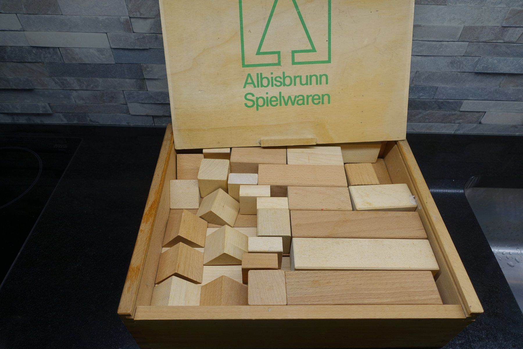 Albisbrunn Giocattoli: Holzklötze von Albisbrunn – Usato da Belp venduto da Mazarron58