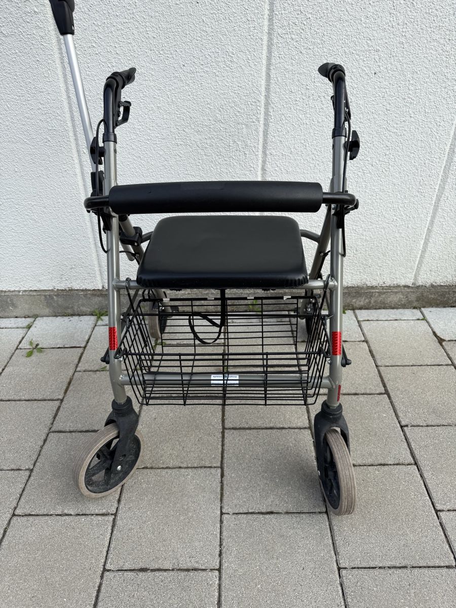 Ausili per la deambulazione: Rollator Vermeiren Group – Usato da Elgg venduto da dan_f8gv 1