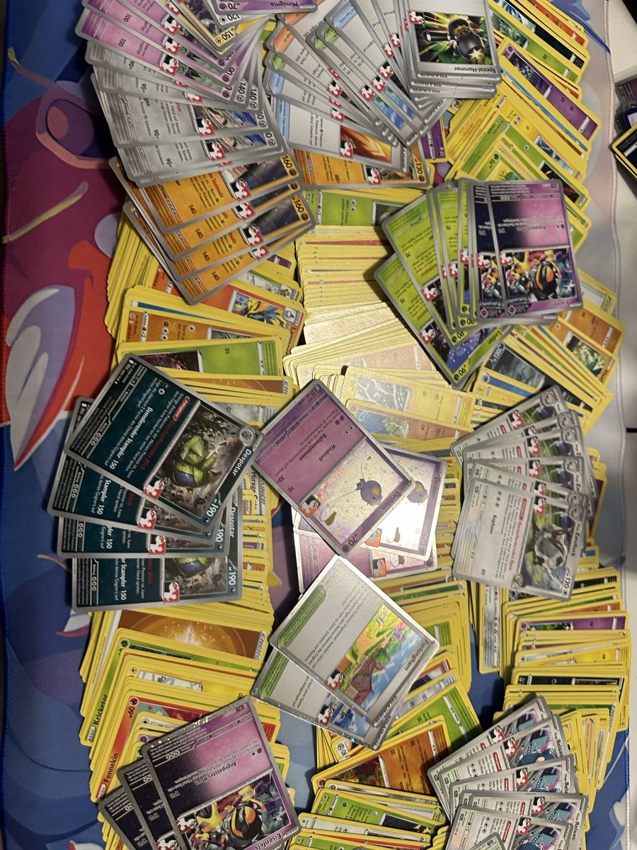 Pokémon Carte collezionabili: Grosses Pokemon Karten Set - Nur De/En ab1.- – Usato da Muttenz venduto da keve999 2