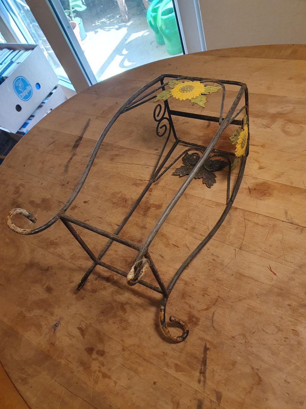 Altri mobili per ufficio: Schirmständer mit Sonnenblumenmotiv – Usato da Zürich venduto da loosebone 1