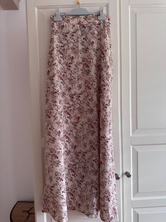 Une jupe longue xs à imprimé floral shein