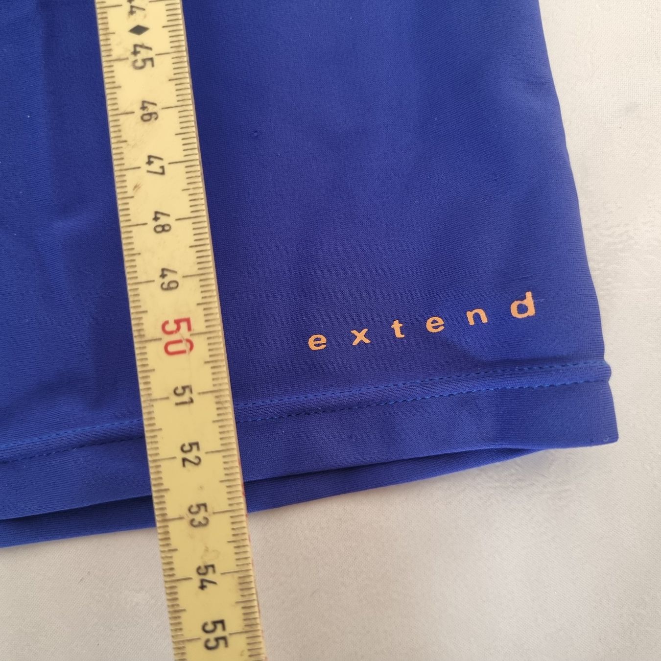 Costumi da bagno: Lässiges Badeshirt Gr. 152 – Usato da Arth venduto da Africa44 1