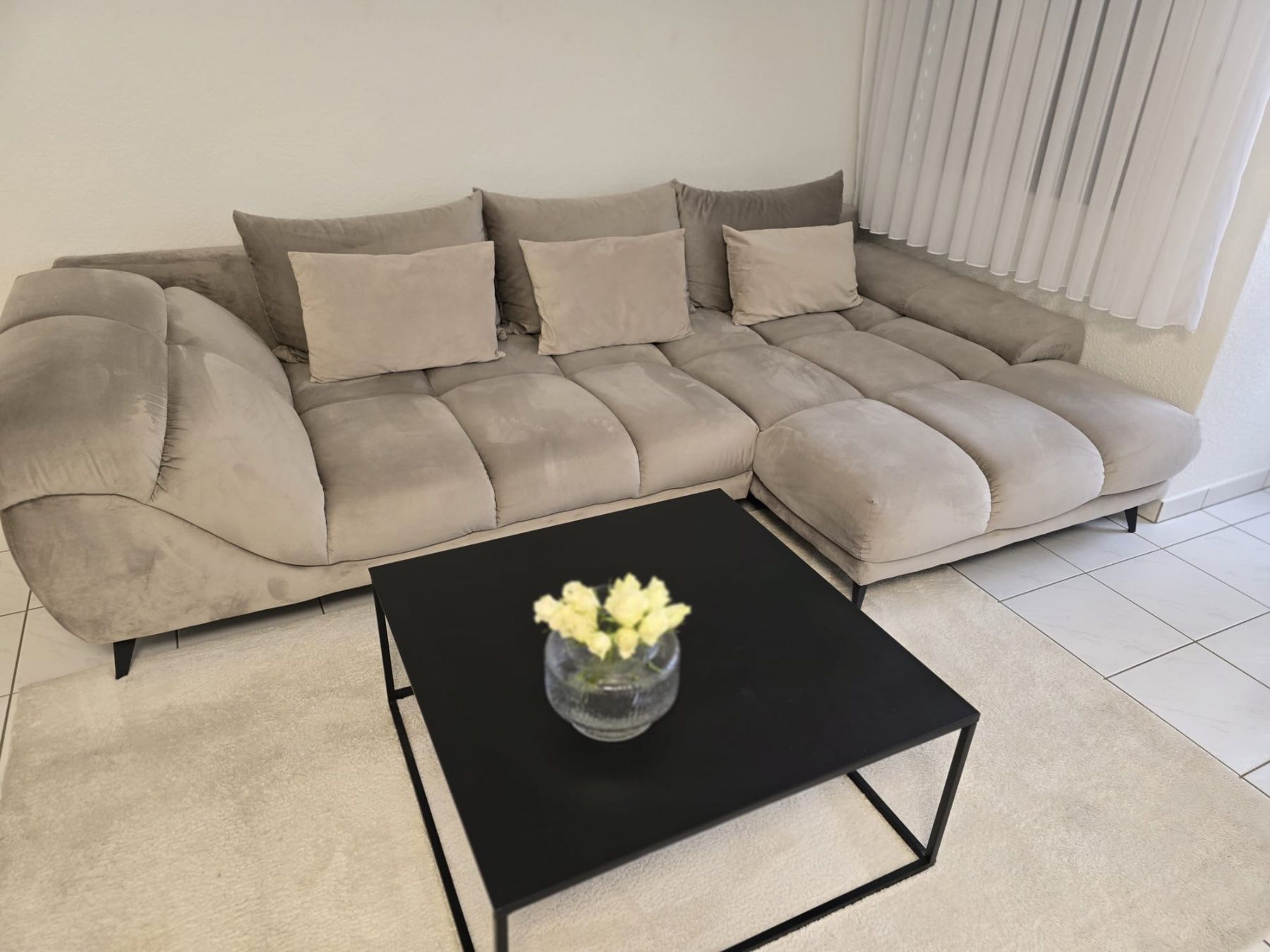 Sofas: Grosses Ecksofa mit Schlaffunktion – D'occasion à Bellach par Eymi05 3