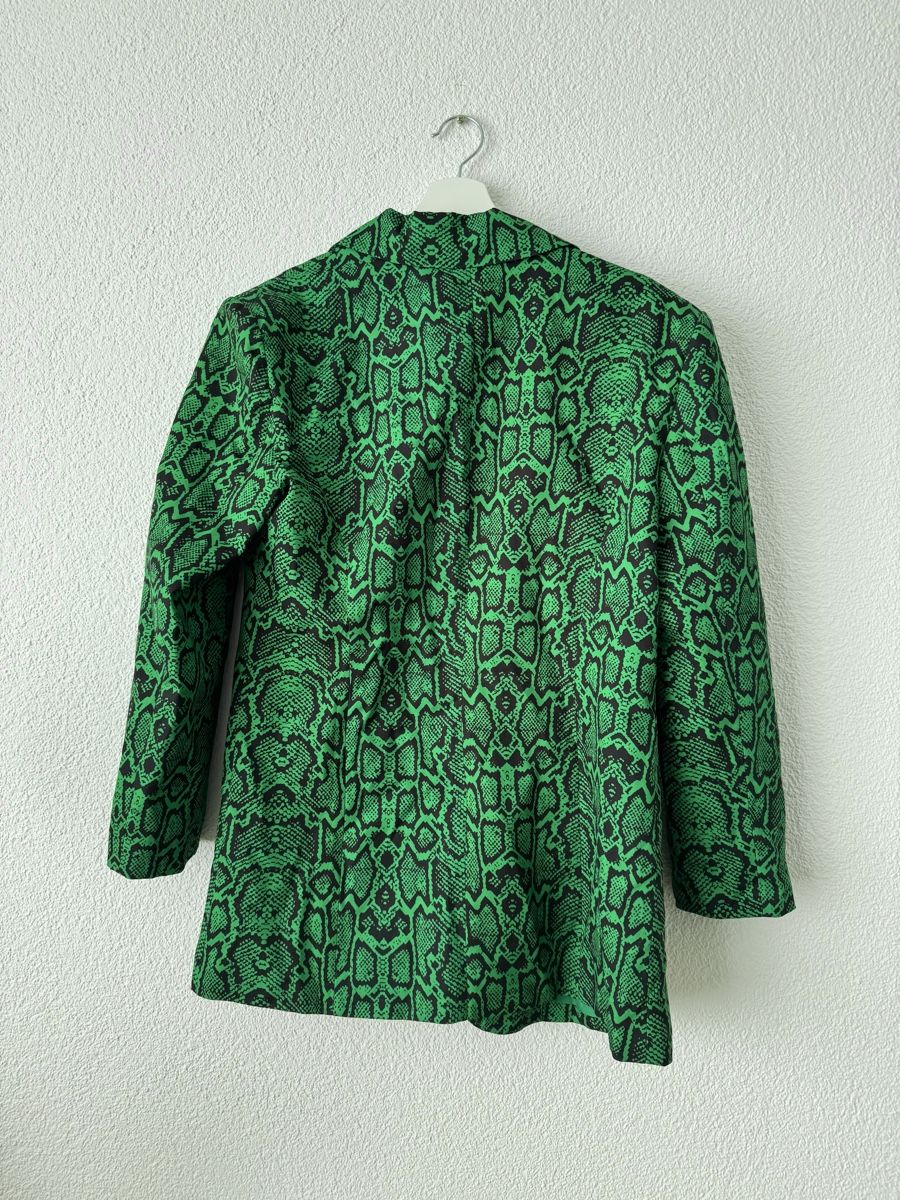 Giacche: Grüner Blazer mit Schlangenprint – Nuovo (secondo la descrizione) da Glattpark(Opfikon) venduto da olg_g9wb 1