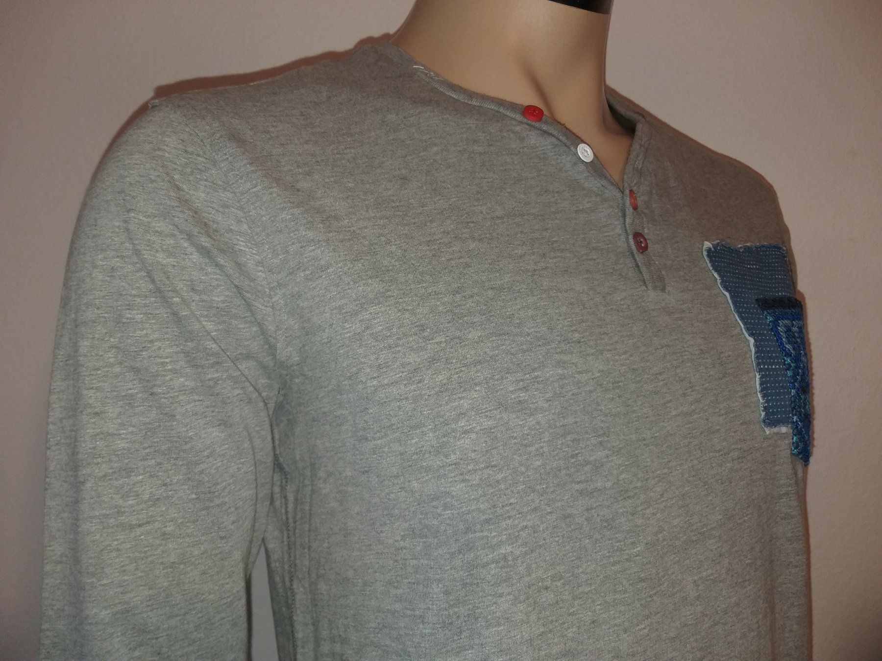 Desigual Pullover & Sweatshirts: DESIGUAL Pullover taille / Grosse S (M EUR) – Gebraucht aus Cossonay-ville von Super-Price-Quality 3