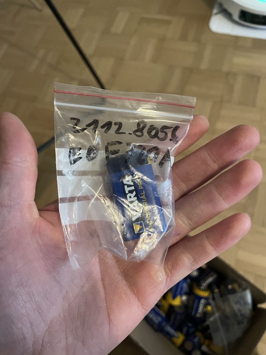 Varta Akkus & Batterien: Batterien (ein Box) – Neu (gemäss Beschreibung) aus Basel von LenaBor 3