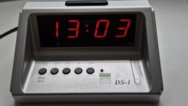 Digitalwecker DS-1 (für Schwerhörige geeignet)