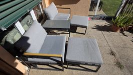 Lounge Set Metall grau mit Tisch und Hockern gebraucht