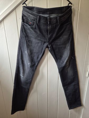 Original Diesel Jeans Hose Thavar-XP Gr. 33/32 Kleider Motiv