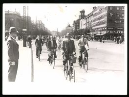 Fotografie Kopenhagen, Rathausplatz voll