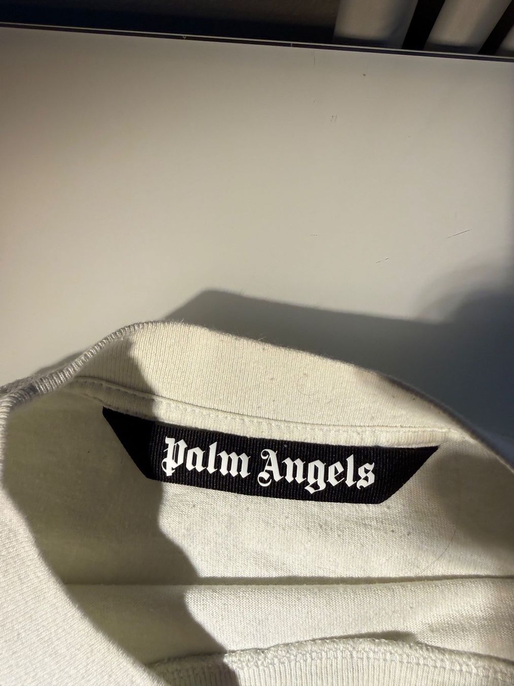 Palm Angels T-shirt: Palm Angels rose tee – Usato da Freienbach venduto da casciatoalessandro 3
