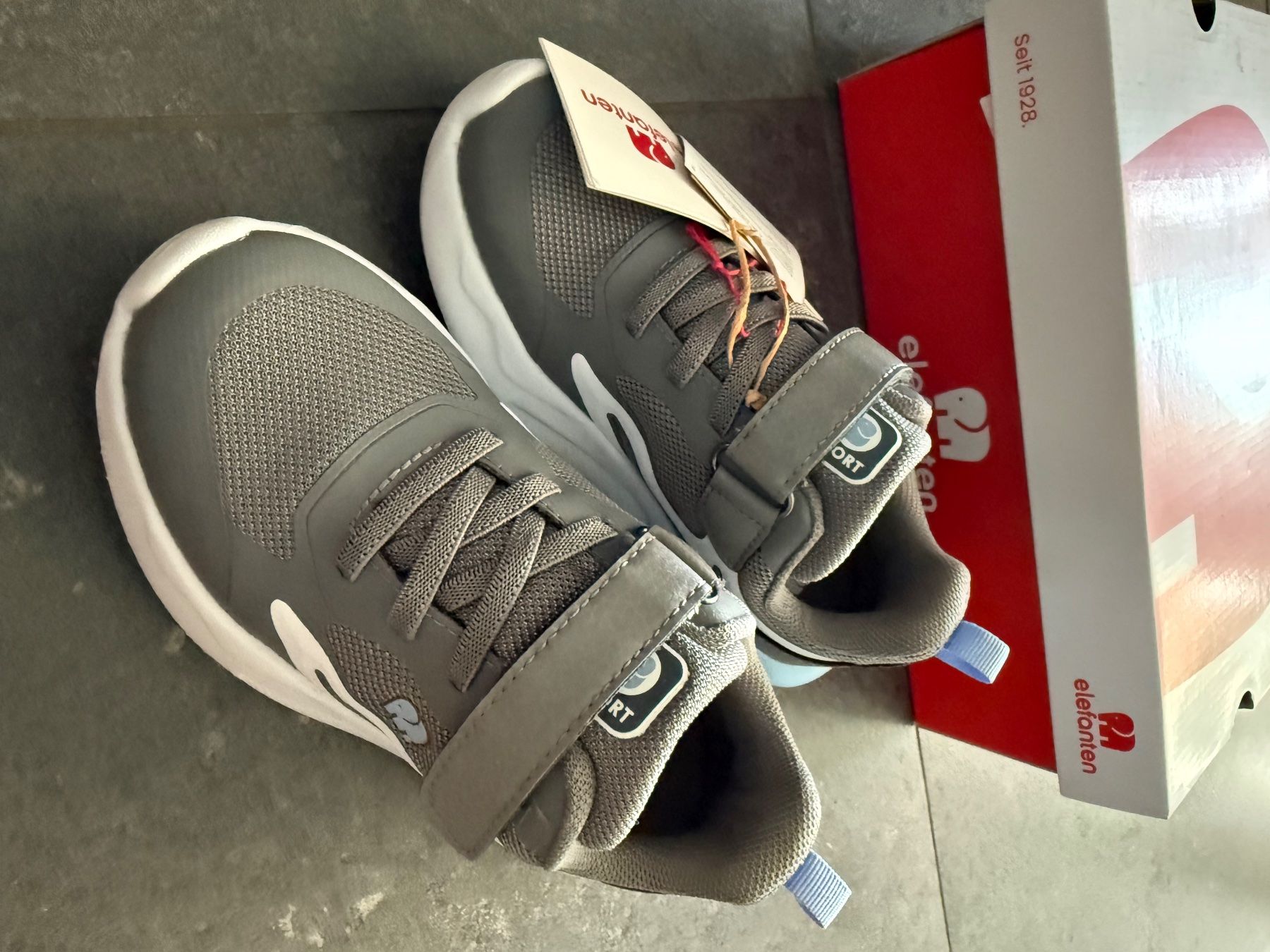 Elefanten Schuhe für Jungen: Elefanten Schuhe neu Gr. 28 – Neu und originalverpackt aus Worblaufen von Savanne05 2