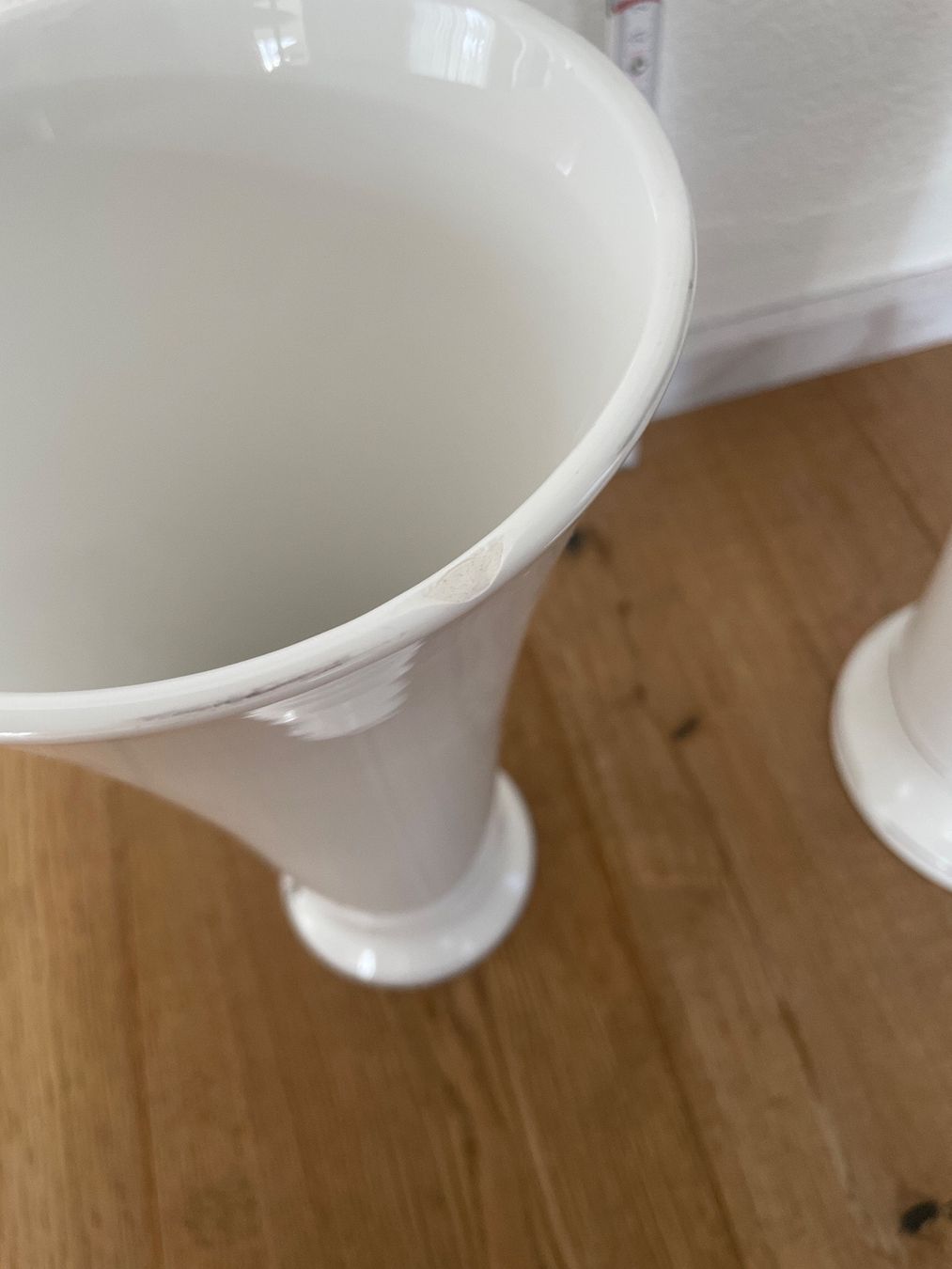 Vasi & Recipienti: 2 grosse Vasen im Shabby Chic – Usato da Sissach venduto da Gaemma 4