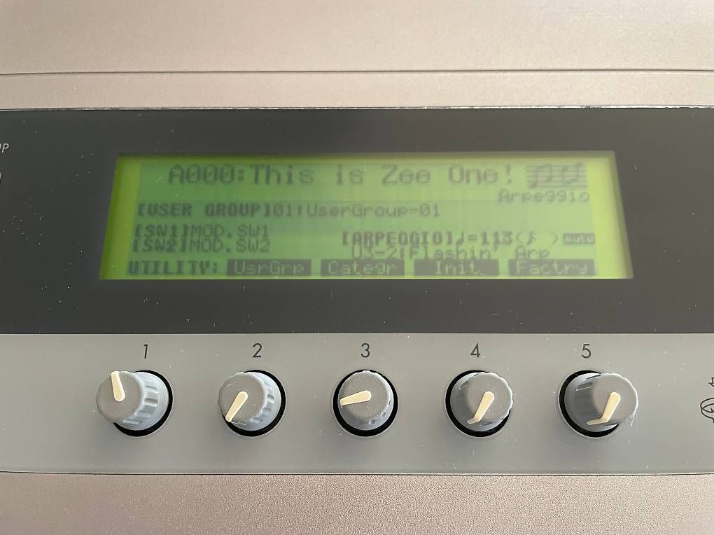 Korg Strumenti musicali: Korg Z1 + RAM Card - High-End Phys.Model Synth., Neuzustand – Nuovo (secondo la descrizione) da Kaltbach venduto da Balmung02 1