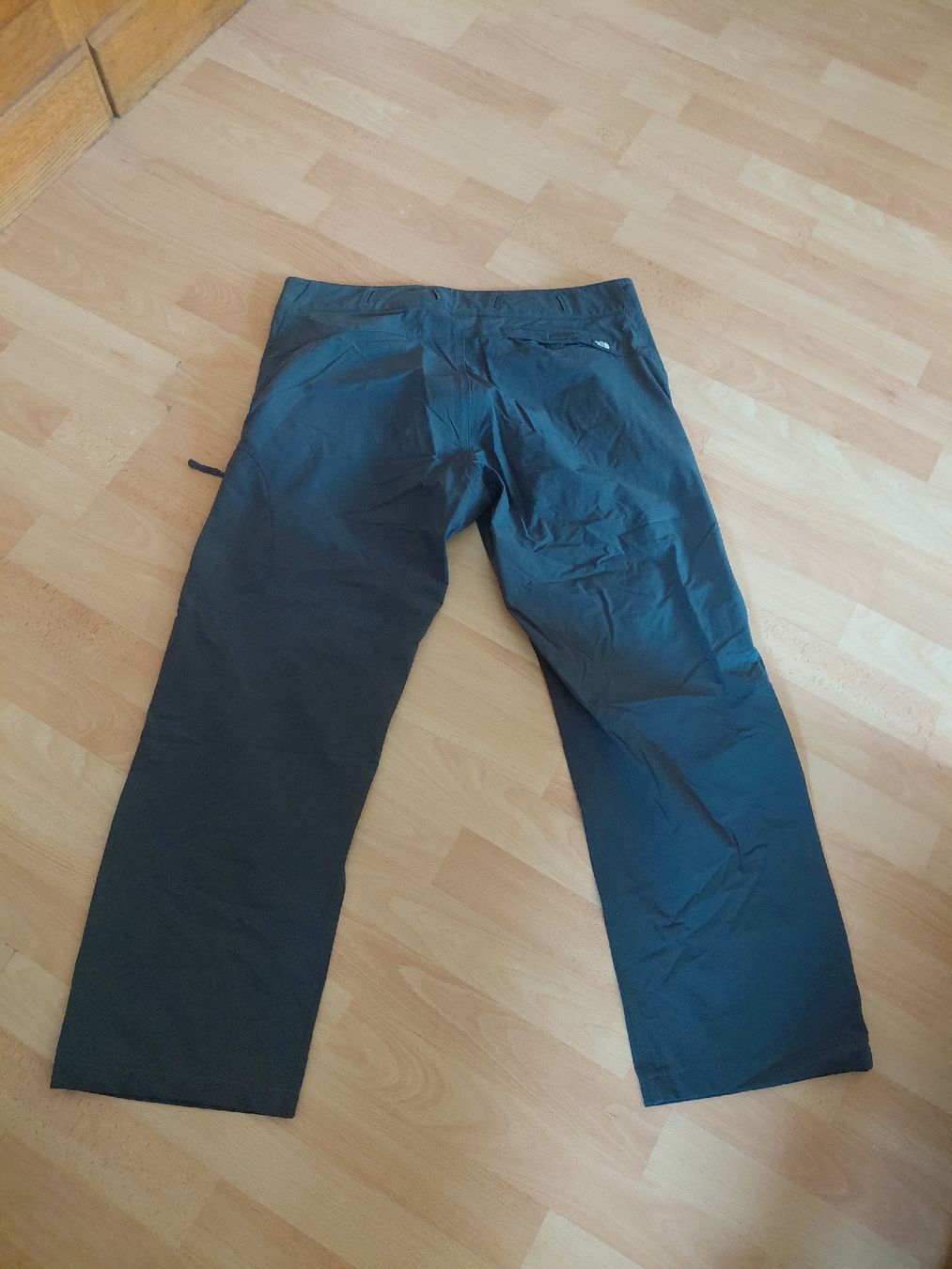 North Face Hosen: The North Face Hose Grösse 34 dunkelgrau  – Gebraucht aus thalwil von manorojaie 1