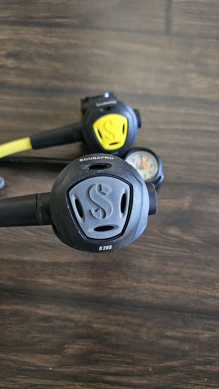 Scubapro Respiratori & Giubbotti: Atemregler scubapro – Usato da Naters venduto da Tim.schny 3