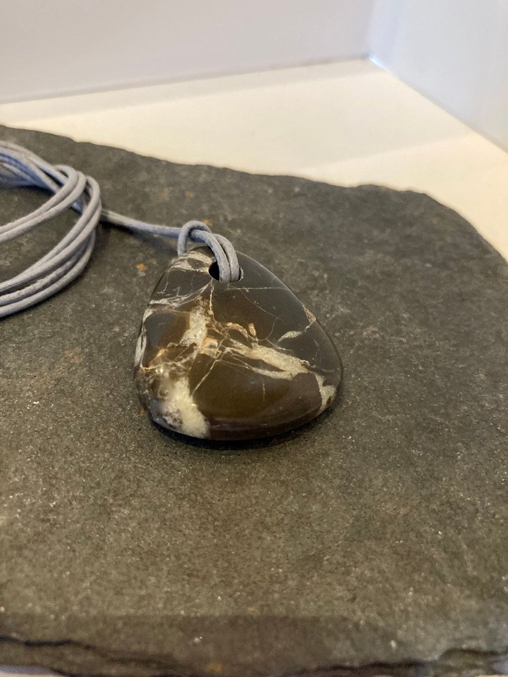 Ciondoli: Anhänger - Septarie  mit Lederkordel – Nuovo (secondo la descrizione) da Biberist venduto da tl-schmuck 2