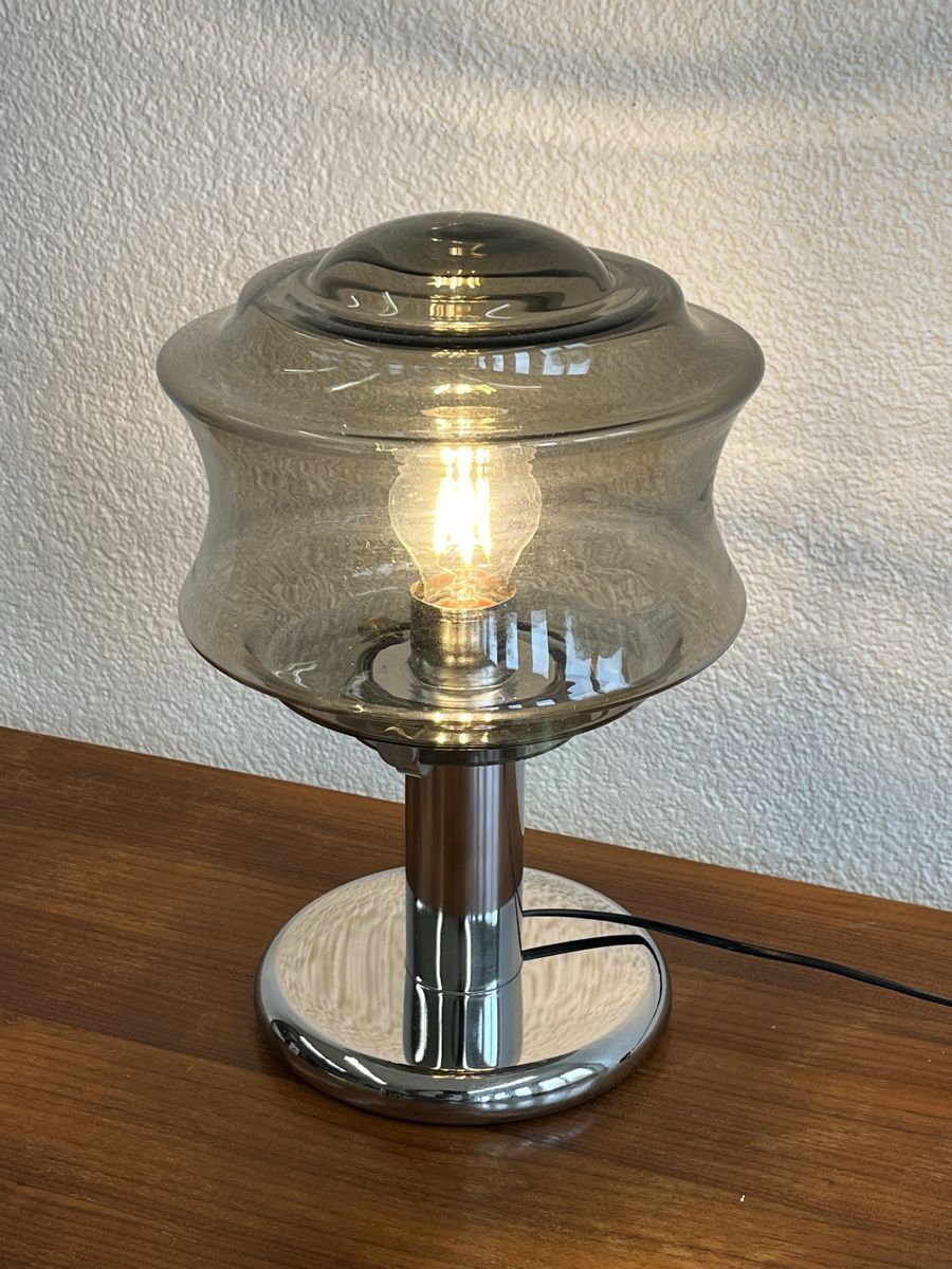 Lampen: Vintage Chrom Tischleuchte mit Rauchglas-Schirm, – Gebraucht aus Horgen von Grizzly83 5