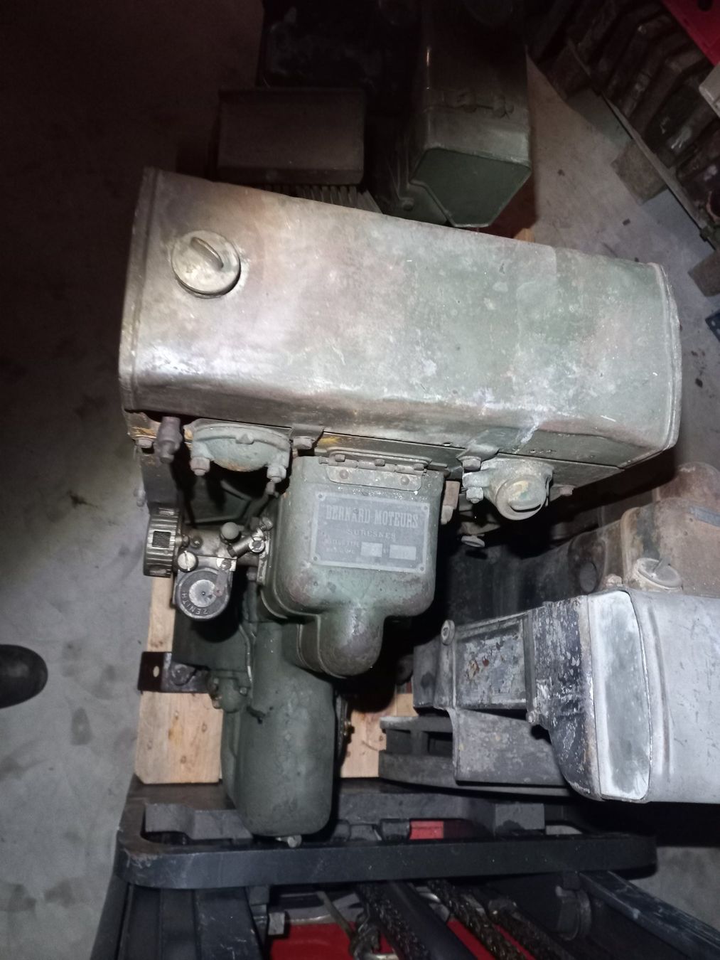 Motori: Oldtimer Stationärmotor Bernard W2 Stationär - Motor Origina – Usato da Dulliken venduto da Classiclerch4657 4