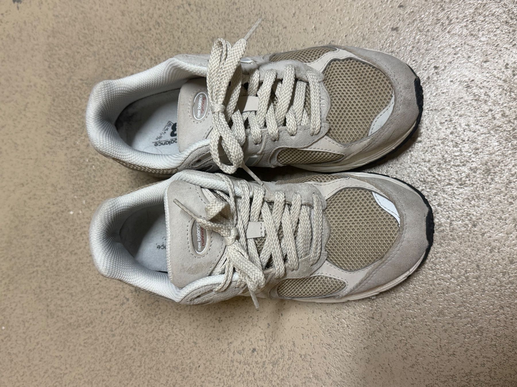 New Balance Scarpe da donna: U 2002 Freizeitschuhe Damen Gr. 38.5 – Usato da Oeschgen venduto da Mich_elle 1