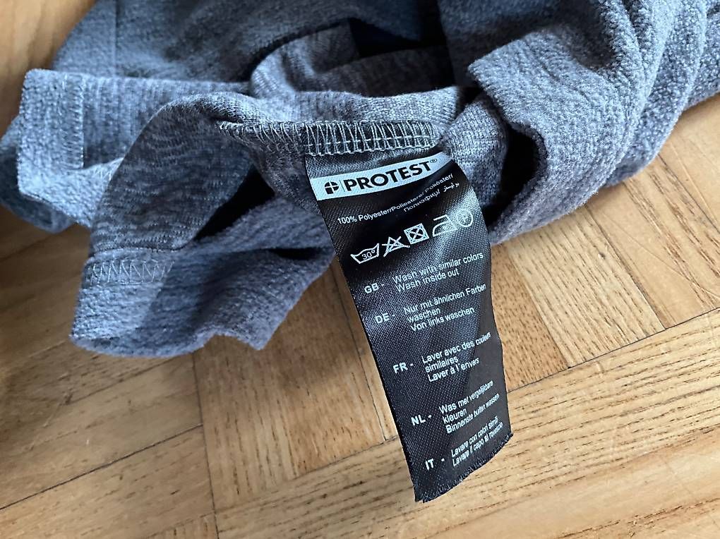 Sous-vêtements: Pulli 146 152 Skiwäsche Pullover Protest – D'occasion à Itingen par cha_mx9v 1